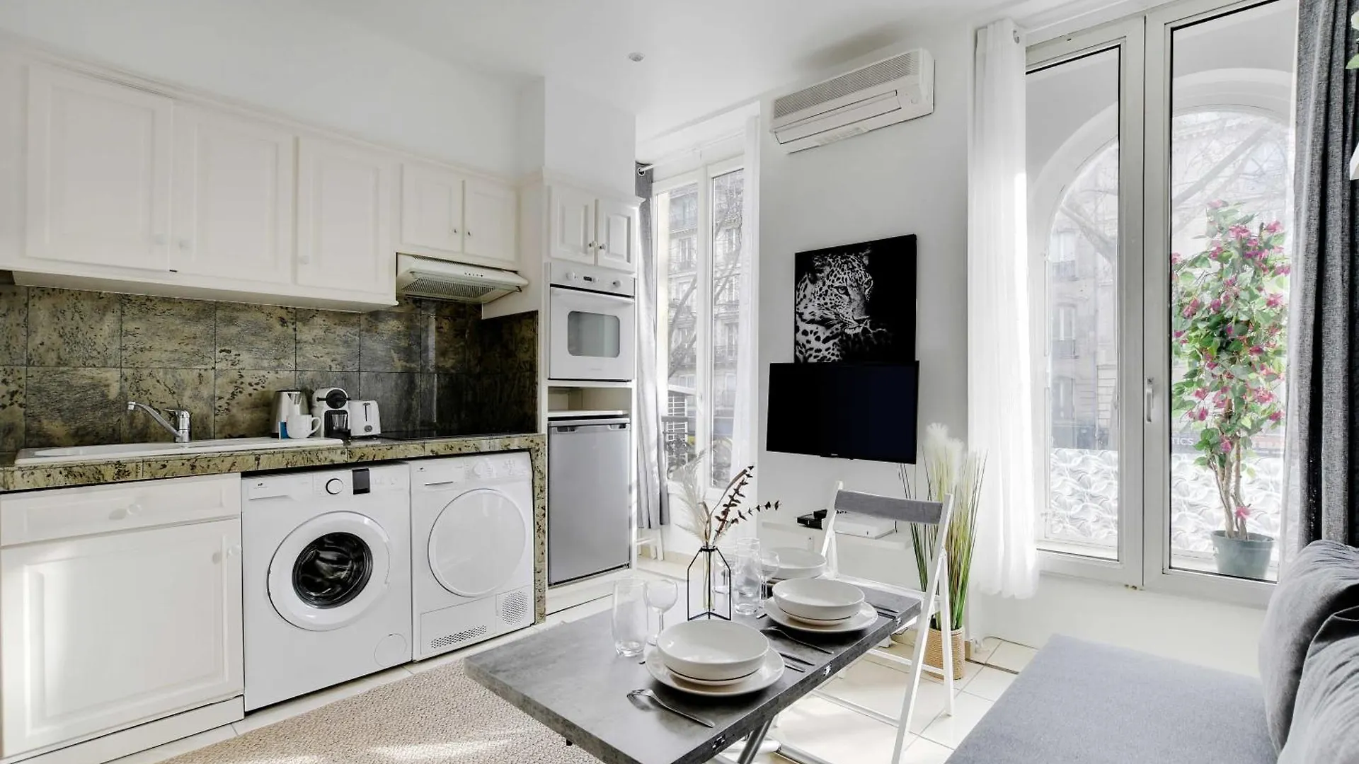 Cozy - 1br-3p - Gare Du Nord Apartment *